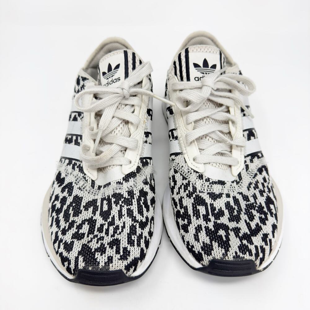Adidas Women's Swift Run Black & White Leopard Print Sneakers 8.5 - Picture 2 of 7